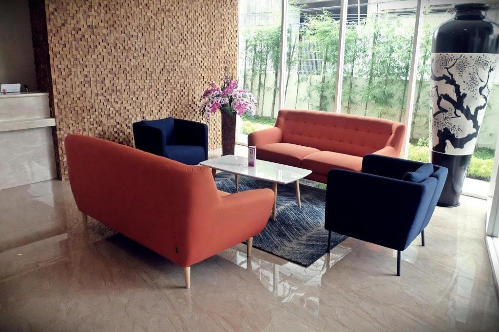 Grand Orchid Hotel Yogyakarta Maguwo Esterno foto
