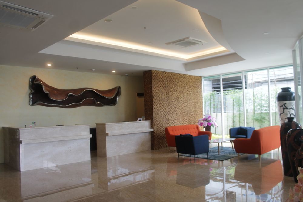 Grand Orchid Hotel Yogyakarta Maguwo Esterno foto