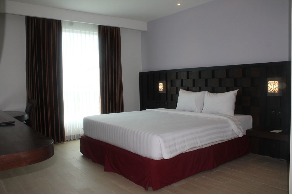 Grand Orchid Hotel Yogyakarta Maguwo Esterno foto